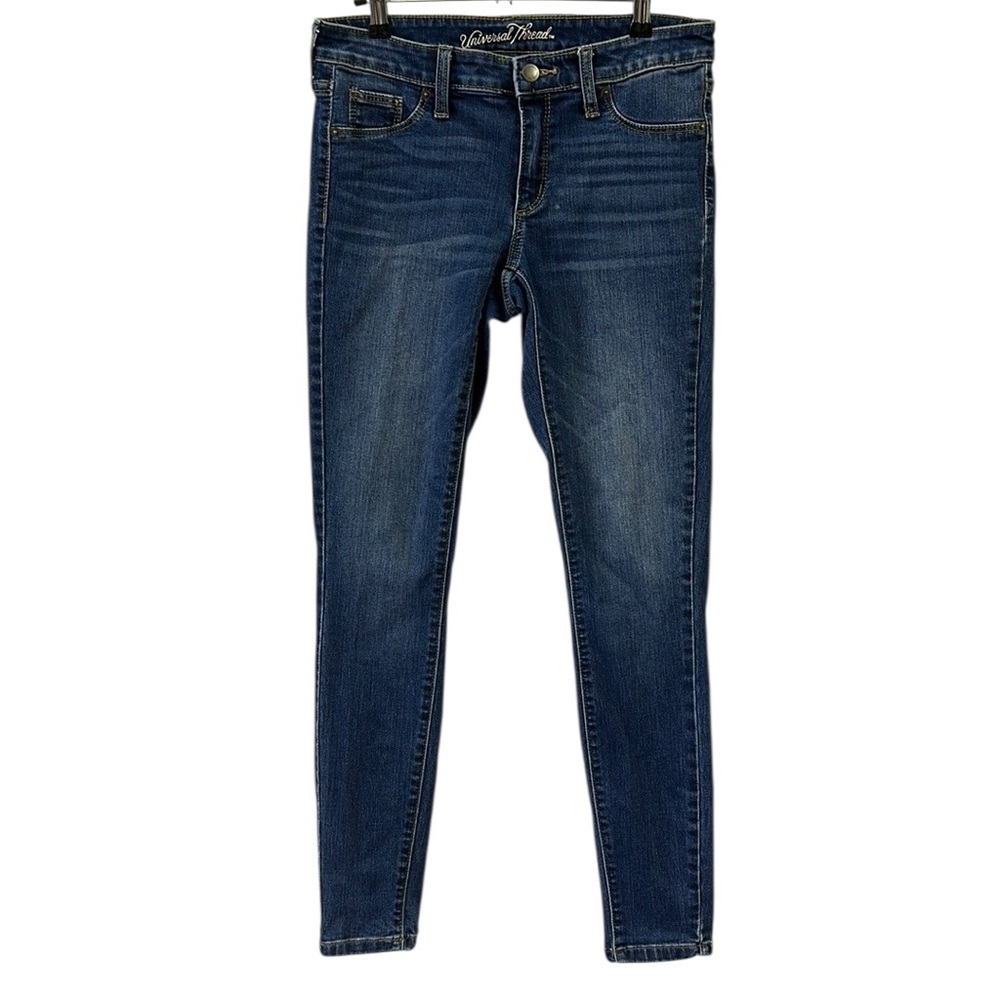 Universal Thread Mid Rise Medium Wash Skinny Blue Jeans Womens 2 or 26R